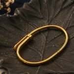 Oval Screw-Lock HandCuff