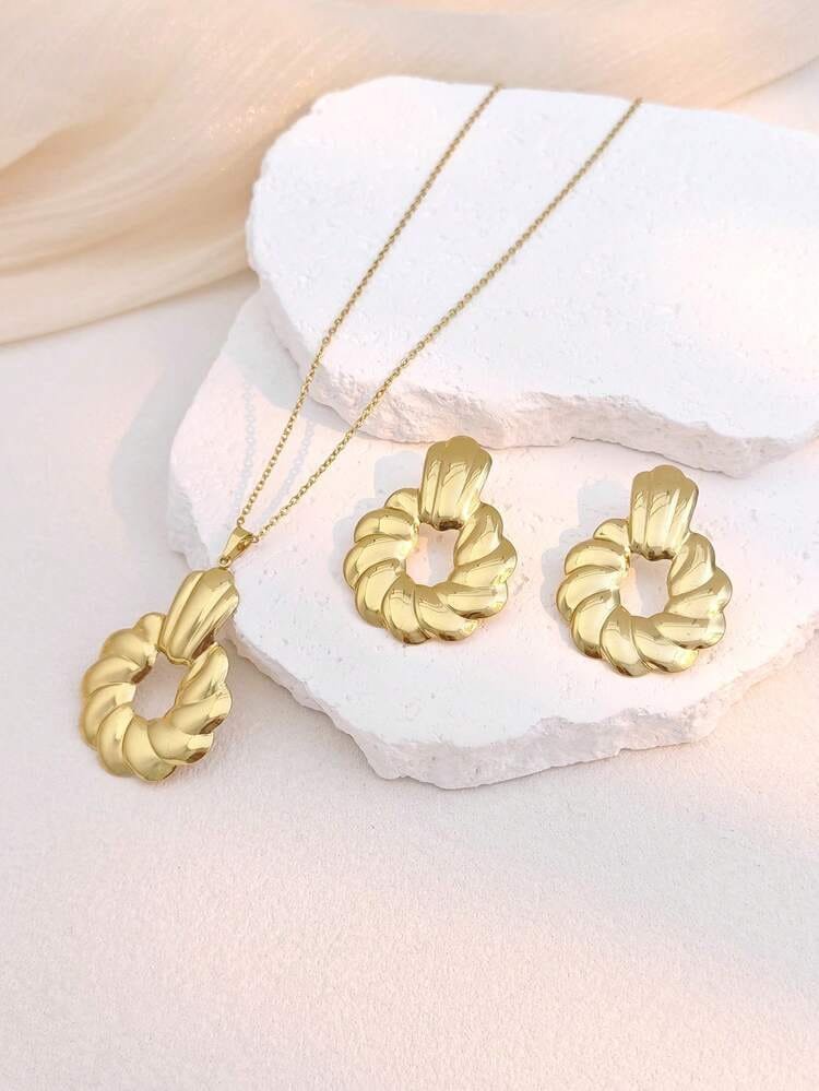 7 Golden Twisted Dome Pendant & Earring Set - Image 1