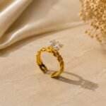Golden Radiance Flower Vine Ring